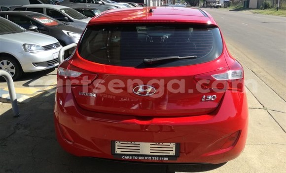 Acheter Occasion Voiture Hyundai i30 Rouge à Big Bend, Lubombo District Acheter Occasion Voiture Hyundai i30 Rouge à Big Bend, Lubombo District