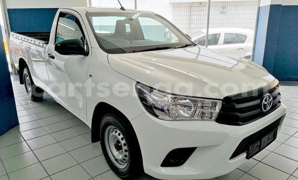 Buy Used Toyota Hilux White Car in Manzini in Manzini Buy Used Toyota Hilux White Car in Manzini in Manzini