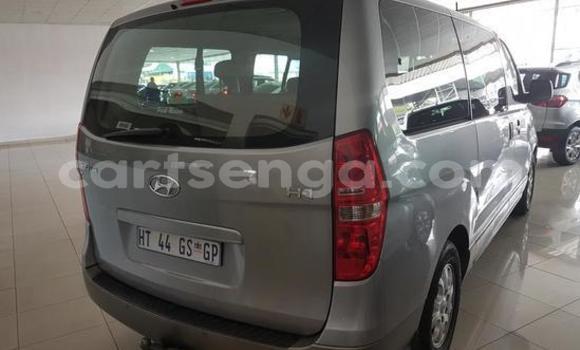 Acheter Occasion Voiture Hyundai H1 Gris à Manzini, Manzini Acheter Occasion Voiture Hyundai H1 Gris à Manzini, Manzini