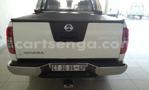 Nunua Ilio tumika Nissan Navara White Gari ndani ya Manzini nchini Manzini Nunua Ilio tumika Nissan Navara White Gari ndani ya Manzini nchini Manzini