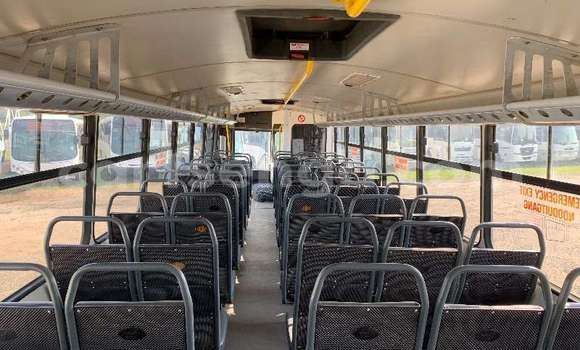 Buy Used Volkswagen Multivan White Car in Mbabane in Manzini Buy Used Volkswagen Multivan White Car in Mbabane in Manzini