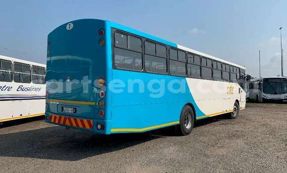 Buy Used Volkswagen Multivan White Car in Mbabane in Manzini Buy Used Volkswagen Multivan White Car in Mbabane in Manzini