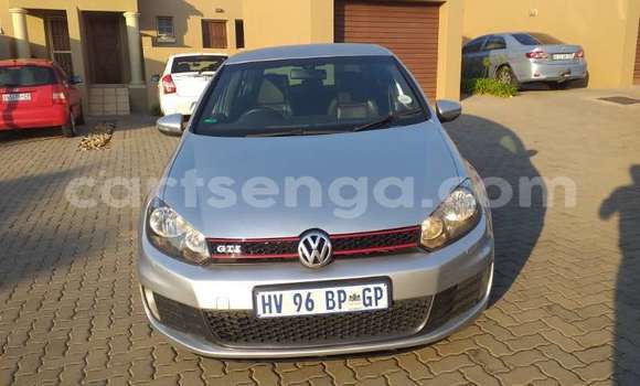 Buy Used Volkswagen Golf Silver Car in Bhunya in Manzini Buy Used Volkswagen Golf Silver Car in Bhunya in Manzini