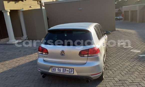 Buy Used Volkswagen Golf Silver Car in Bhunya in Manzini Buy Used Volkswagen Golf Silver Car in Bhunya in Manzini