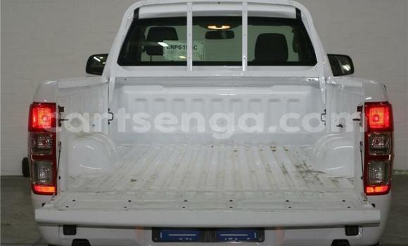 Buy Used Ford Ranger White Car in Ezulwini in Hhohho Buy Used Ford Ranger White Car in Ezulwini in Hhohho