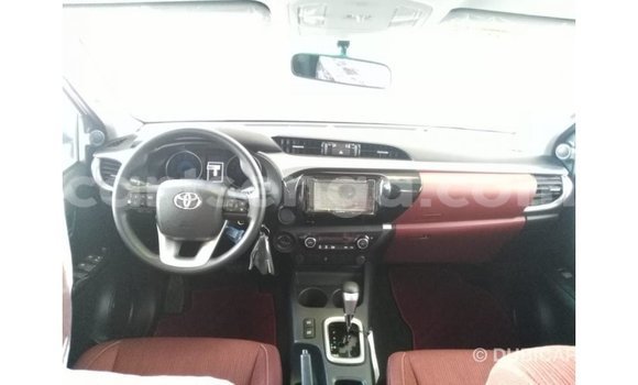 Buy Import Toyota Hilux White Car in Import - Dubai in Hhohho Buy Import Toyota Hilux White Car in Import - Dubai in Hhohho