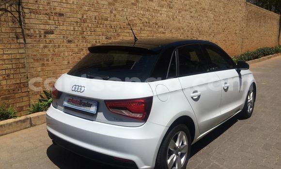 Acheter Occasion Voiture Audi A1 Blanc à Mbabane, Manzini Acheter Occasion Voiture Audi A1 Blanc à Mbabane, Manzini
