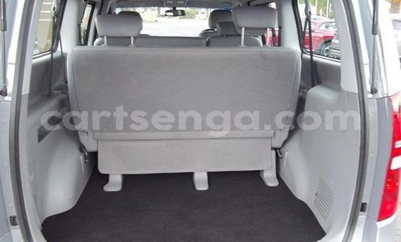 Nunua Ilio tumika Hyundai H1 Silver Gari ndani ya Manzini nchini Manzini Nunua Ilio tumika Hyundai H1 Silver Gari ndani ya Manzini nchini Manzini