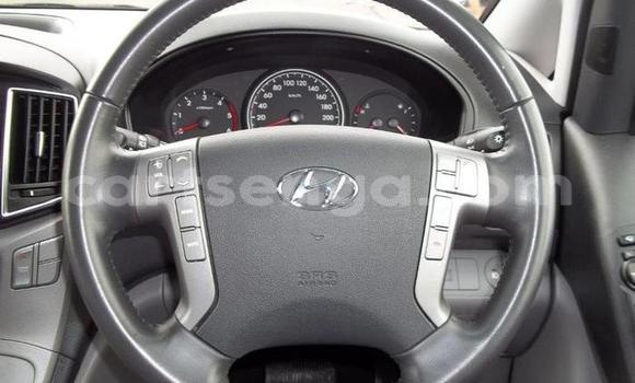 Nunua Ilio tumika Hyundai H1 Silver Gari ndani ya Manzini nchini Manzini Nunua Ilio tumika Hyundai H1 Silver Gari ndani ya Manzini nchini Manzini