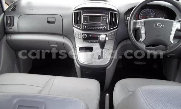 Nunua Ilio tumika Hyundai H1 Silver Gari ndani ya Manzini nchini Manzini Nunua Ilio tumika Hyundai H1 Silver Gari ndani ya Manzini nchini Manzini