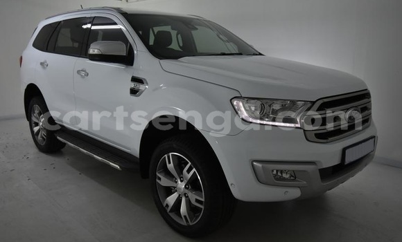 Acheter Occasion Voiture Ford Everest Blanc à Mondi, Hhohho Acheter Occasion Voiture Ford Everest Blanc à Mondi, Hhohho