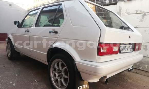 Buy Used Volkswagen Golf White Car in Manzini in Manzini Buy Used Volkswagen Golf White Car in Manzini in Manzini