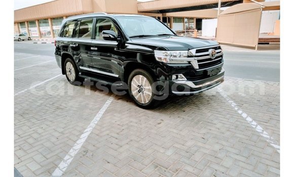 Buy Import Toyota Land Cruiser Black Car in Import - Dubai in Hhohho Buy Import Toyota Land Cruiser Black Car in Import - Dubai in Hhohho