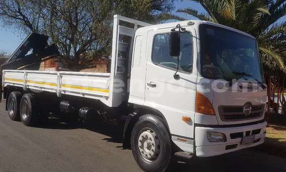Buy Used Hino 300 Series White Truck in Mbabane in Manzini