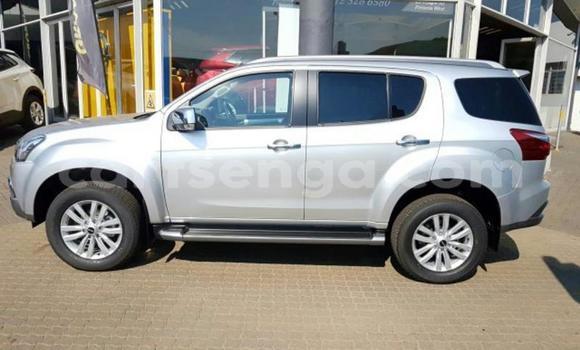 Buy Used Isuzu MU-X Silver Car in Malkerns in Manzini Buy Used Isuzu MU-X Silver Car in Malkerns in Manzini