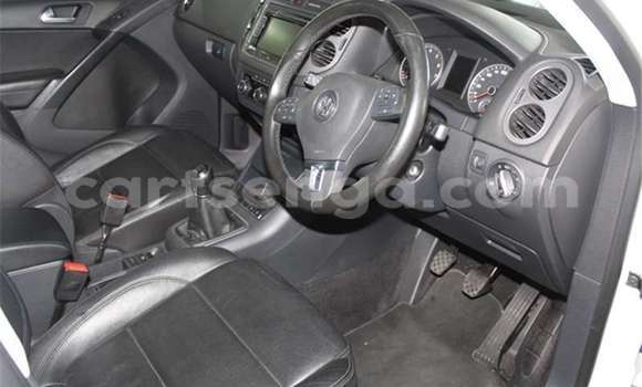 Acheter Occasion Voiture Volkswagen Tiguan Blanc à Manzini, Manzini Acheter Occasion Voiture Volkswagen Tiguan Blanc à Manzini, Manzini