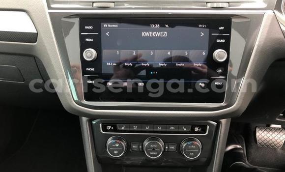 Buy Used Volkswagen Tiguan White Car in Ezulwini in Hhohho Buy Used Volkswagen Tiguan White Car in Ezulwini in Hhohho