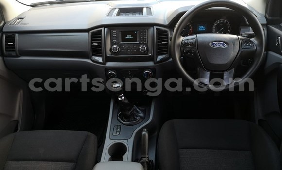 Nunua Ilio tumika Ford Ranger Silver Gari ndani ya Import - Dubai nchini Hhohho Nunua Ilio tumika Ford Ranger Silver Gari ndani ya Import - Dubai nchini Hhohho