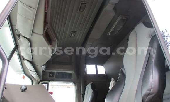 Nunua Ilio tumika Iveco Cargo White Lori ndani ya Import - Dubai nchini Hhohho Nunua Ilio tumika Iveco Cargo White Lori ndani ya Import - Dubai nchini Hhohho