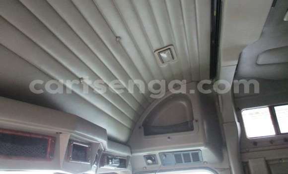 Nunua Ilio tumika Iveco Cargo White Lori ndani ya Import - Dubai nchini Hhohho Nunua Ilio tumika Iveco Cargo White Lori ndani ya Import - Dubai nchini Hhohho