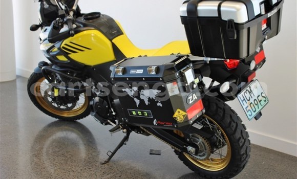 Nunua Ilio tumika Suzuki GSR Silver Bike ndani ya Import - Dubai nchini Hhohho Nunua Ilio tumika Suzuki GSR Silver Bike ndani ya Import - Dubai nchini Hhohho