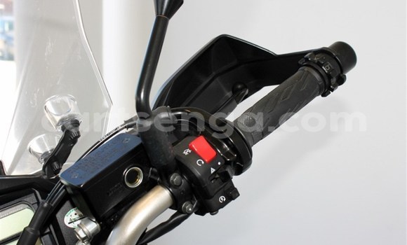 Nunua Ilio tumika Suzuki GSR Silver Bike ndani ya Import - Dubai nchini Hhohho Nunua Ilio tumika Suzuki GSR Silver Bike ndani ya Import - Dubai nchini Hhohho