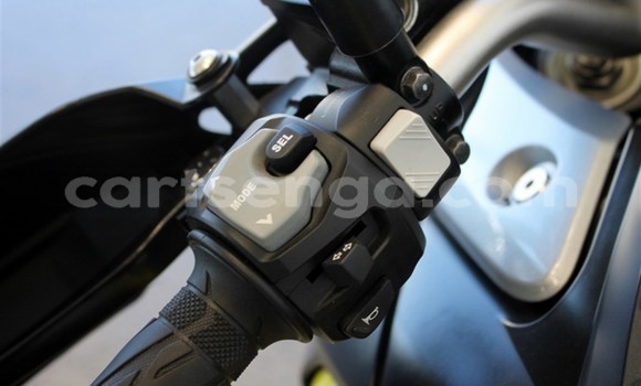 Nunua Ilio tumika Suzuki GSR Silver Bike ndani ya Import - Dubai nchini Hhohho Nunua Ilio tumika Suzuki GSR Silver Bike ndani ya Import - Dubai nchini Hhohho