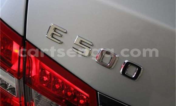 Buy Used Mercedes‒Benz E–Class Silver Car in Bulembu in Hhohho Buy Used Mercedes‒Benz E–Class Silver Car in Bulembu in Hhohho