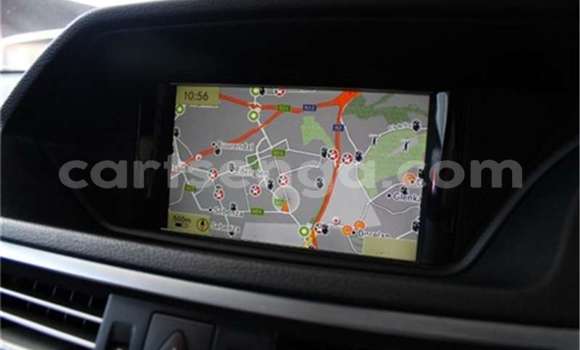 Buy Used Mercedes‒Benz E–Class Silver Car in Bulembu in Hhohho Buy Used Mercedes‒Benz E–Class Silver Car in Bulembu in Hhohho