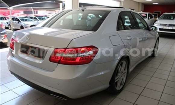 Buy Used Mercedes‒Benz E–Class Silver Car in Bulembu in Hhohho Buy Used Mercedes‒Benz E–Class Silver Car in Bulembu in Hhohho