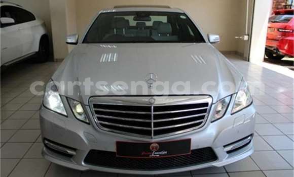 Buy Used Mercedes‒Benz E–Class Silver Car in Bulembu in Hhohho Buy Used Mercedes‒Benz E–Class Silver Car in Bulembu in Hhohho