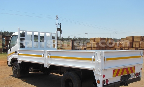 Acheter Occasion Utilitaire Toyota Dyna Blanc à Matsapha, Manzini Acheter Occasion Utilitaire Toyota Dyna Blanc à Matsapha, Manzini
