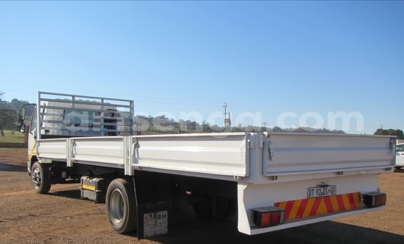 Acheter Occasion Utilitaire Mitsubishi L400 Blanc à Big Bend, Lubombo District Acheter Occasion Utilitaire Mitsubishi L400 Blanc à Big Bend, Lubombo District