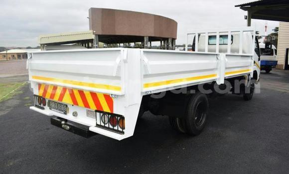 Buy Used Hino 300 Series White Truck in Manzini in Manzini Buy Used Hino 300 Series White Truck in Manzini in Manzini