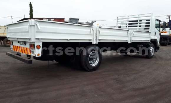 Buy Used Isuzu FTR 850 White Truck in Bhunya in Manzini Buy Used Isuzu FTR 850 White Truck in Bhunya in Manzini