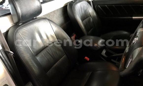 Buy Used Toyota Hilux White Car in Bulembu in Hhohho Buy Used Toyota Hilux White Car in Bulembu in Hhohho