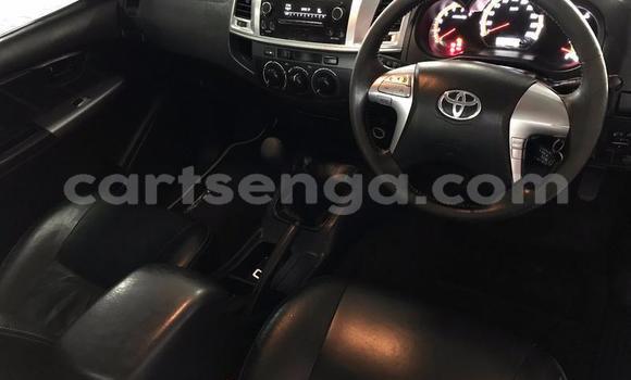 Buy Used Toyota Hilux White Car in Bulembu in Hhohho Buy Used Toyota Hilux White Car in Bulembu in Hhohho