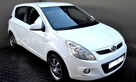 Buy Used Hyundai i20 White Car in Manzini in Manzini Buy Used Hyundai i20 White Car in Manzini in Manzini