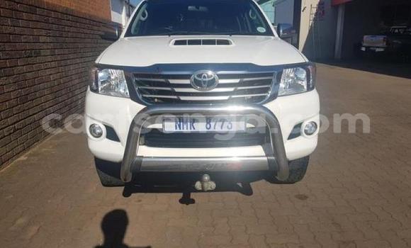 Buy Used Toyota Hilux White Car in Manzini in Manzini Buy Used Toyota Hilux White Car in Manzini in Manzini