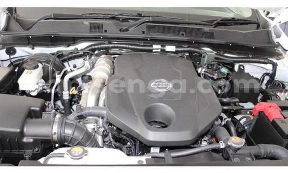 Buy Used Nissan Navara White Car in Simunye in Lubombo District Buy Used Nissan Navara White Car in Simunye in Lubombo District