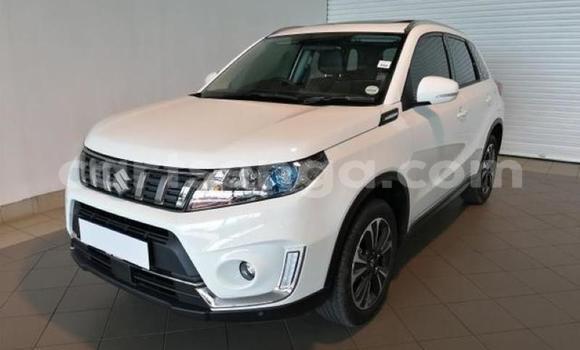 Buy Used Suzuki Vitara White Car in Ngwenya in Hhohho