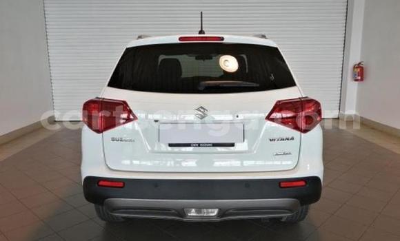 Buy Used Suzuki Vitara White Car in Ngwenya in Hhohho Buy Used Suzuki Vitara White Car in Ngwenya in Hhohho