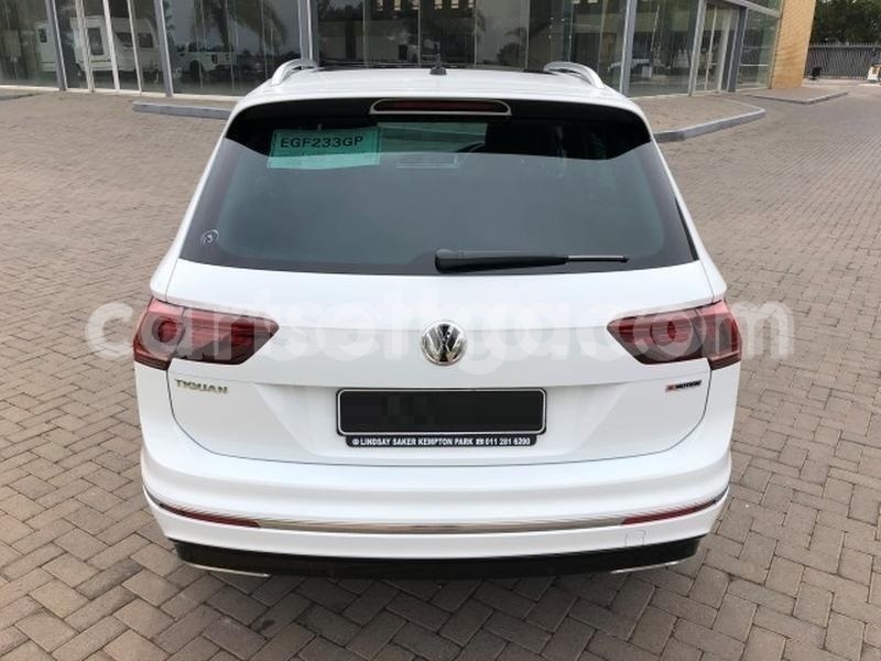 Big with watermark 2015 volkswagen tiguan 14