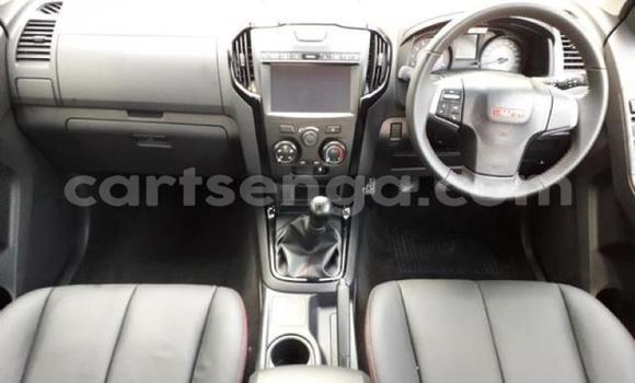 Buy Used Isuzu D–MAX Red Car in Bulembu in Hhohho Buy Used Isuzu D–MAX Red Car in Bulembu in Hhohho