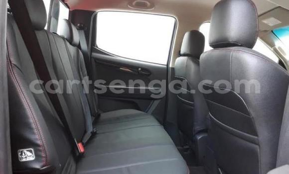 Buy Used Isuzu D–MAX Red Car in Bulembu in Hhohho Buy Used Isuzu D–MAX Red Car in Bulembu in Hhohho