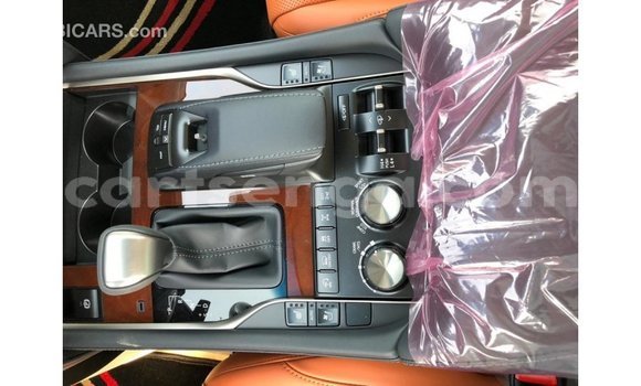 Nunua Imported Lexus LX White Gari ndani ya Import - Dubai nchini Hhohho Nunua Imported Lexus LX White Gari ndani ya Import - Dubai nchini Hhohho