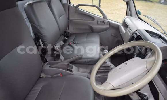 Buy Used Toyota Dyna White Truck in Mbabane in Manzini Buy Used Toyota Dyna White Truck in Mbabane in Manzini