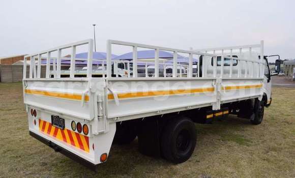 Buy Used Toyota Dyna White Truck in Mbabane in Manzini Buy Used Toyota Dyna White Truck in Mbabane in Manzini