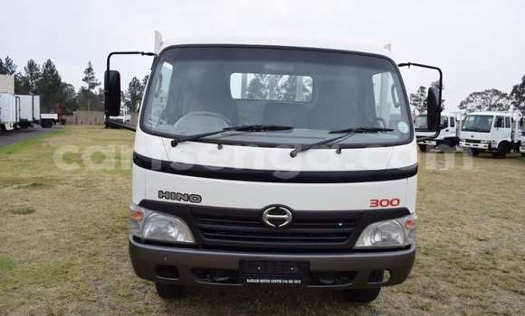 Buy Used Toyota Dyna White Truck in Mbabane in Manzini Buy Used Toyota Dyna White Truck in Mbabane in Manzini