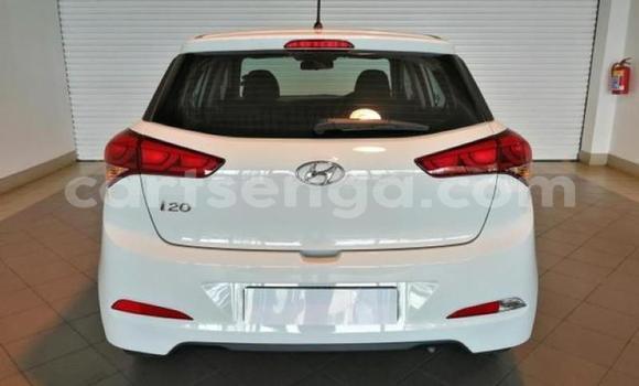 Buy Used Hyundai i20 White Car in Mankayane in Manzini Buy Used Hyundai i20 White Car in Mankayane in Manzini